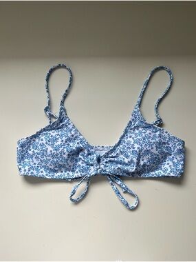 SHEIN Blue Floral Tie-Front Bikini Top